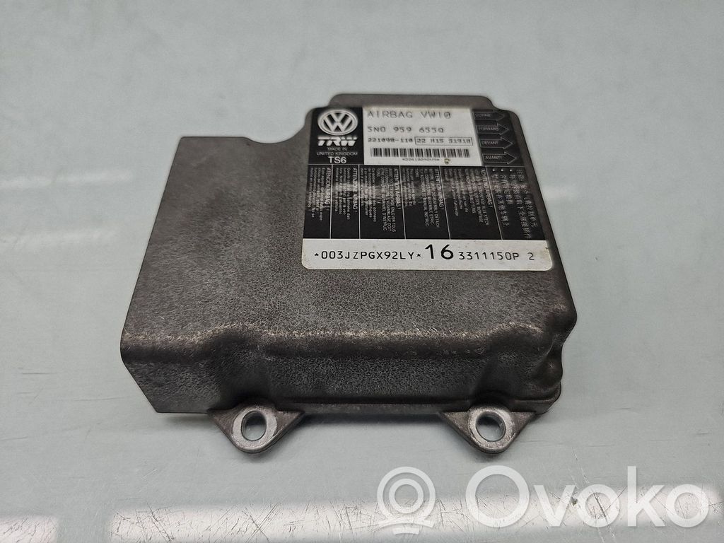 Volkswagen PASSAT B7 Centralina/modulo airbag 
