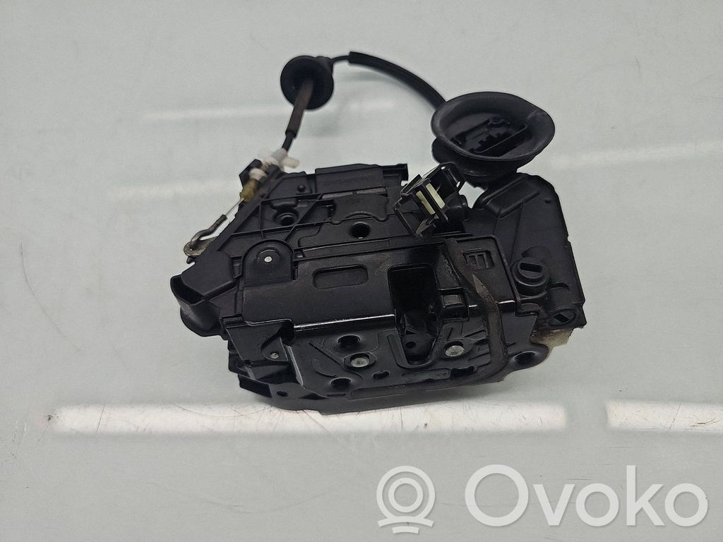Volkswagen Golf VI Serratura portiera anteriore