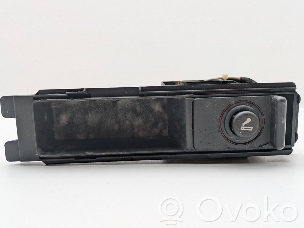 Audi A4 S4 B6 8E 8H Cigarette lighter front
