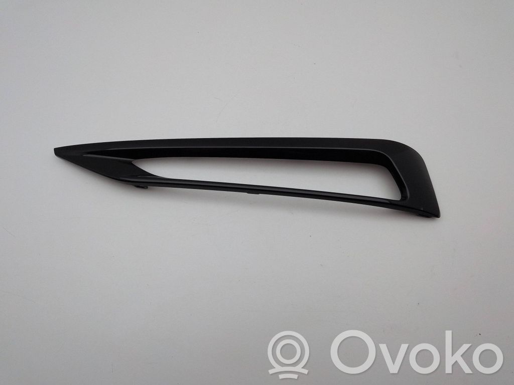 BMW 5 G30 G31 G38 Priešrūkinio žibinto apdaila/ grotelės 