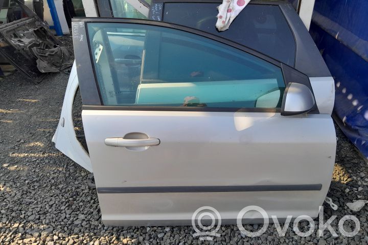 Porte avant