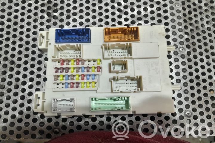 Sicherungskasten   GV6T14A073EJ