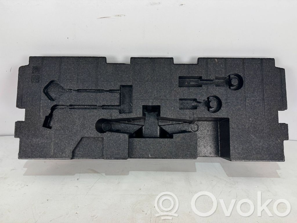 Mazda CX-5 Tool set 