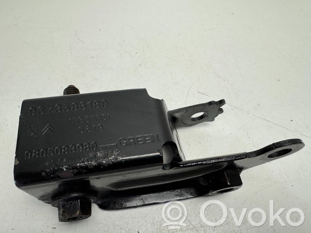 Gearbox mounting bracket   9673586180