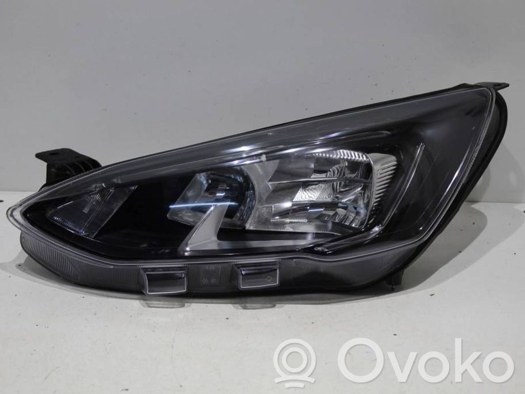 Ford Focus Faro/fanale 