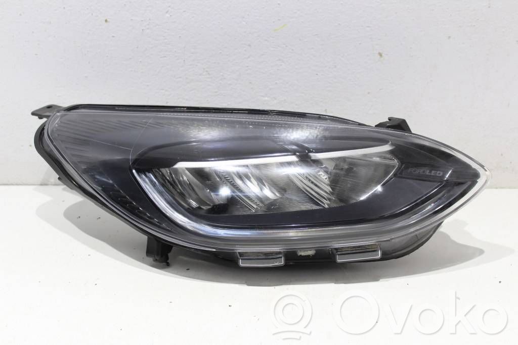 Ford Fiesta Lampa przednia 