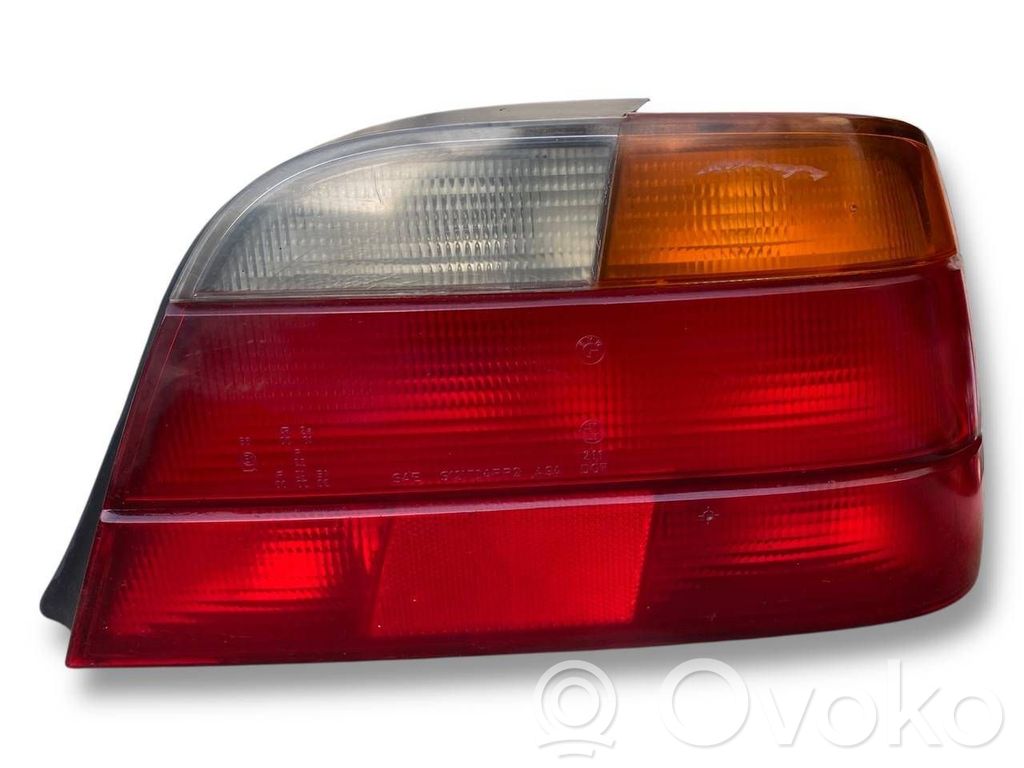 BMW 7 E38 Galinis žibintas kėbule 