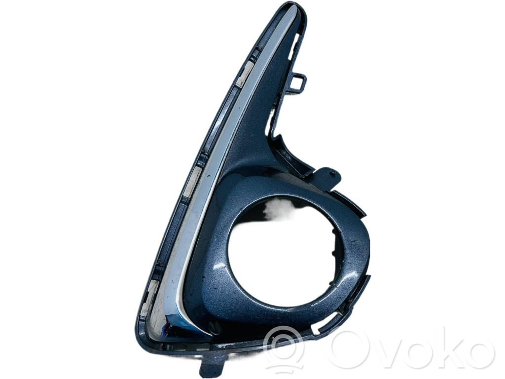 Toyota Yaris Grilă/ornament proiector ceață față 