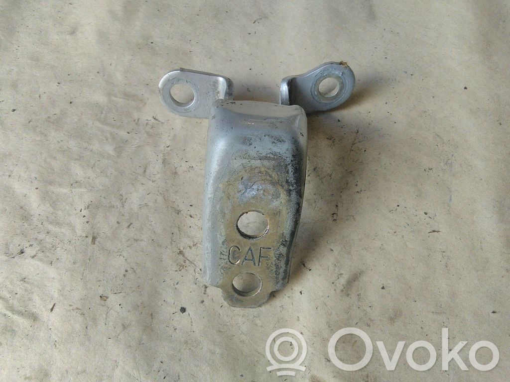 Front door upper hinge   CAF