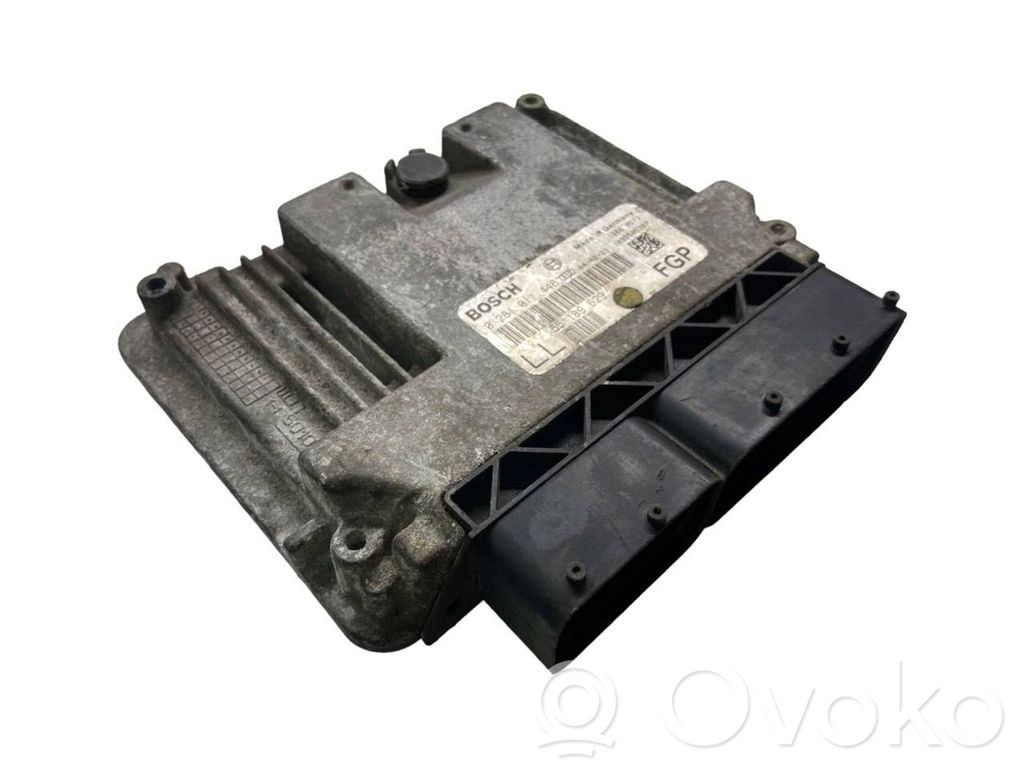 Opel Vectra C Engine control unit/module 