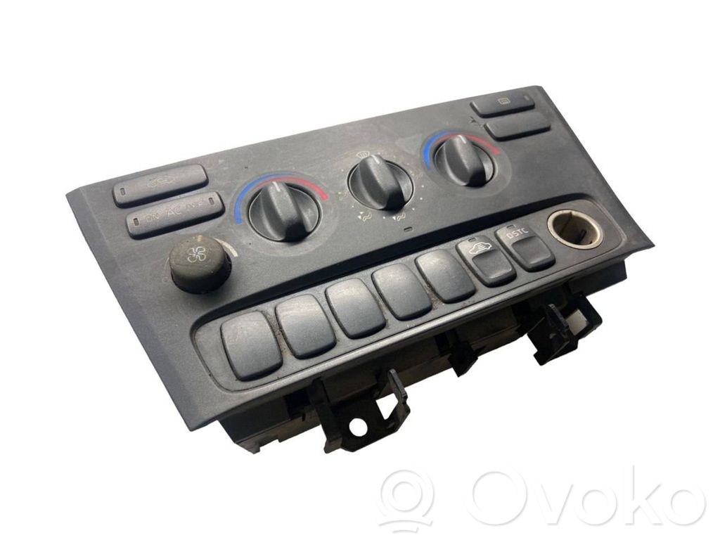 Volvo V70 Climate control unit 
