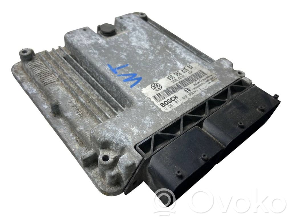 Volkswagen Touran I Engine control unit/module 