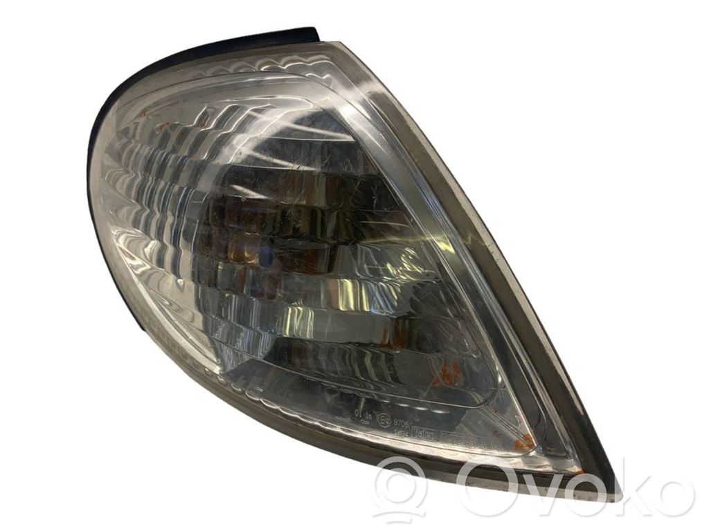 Nissan Almera N16 Front indicator light 