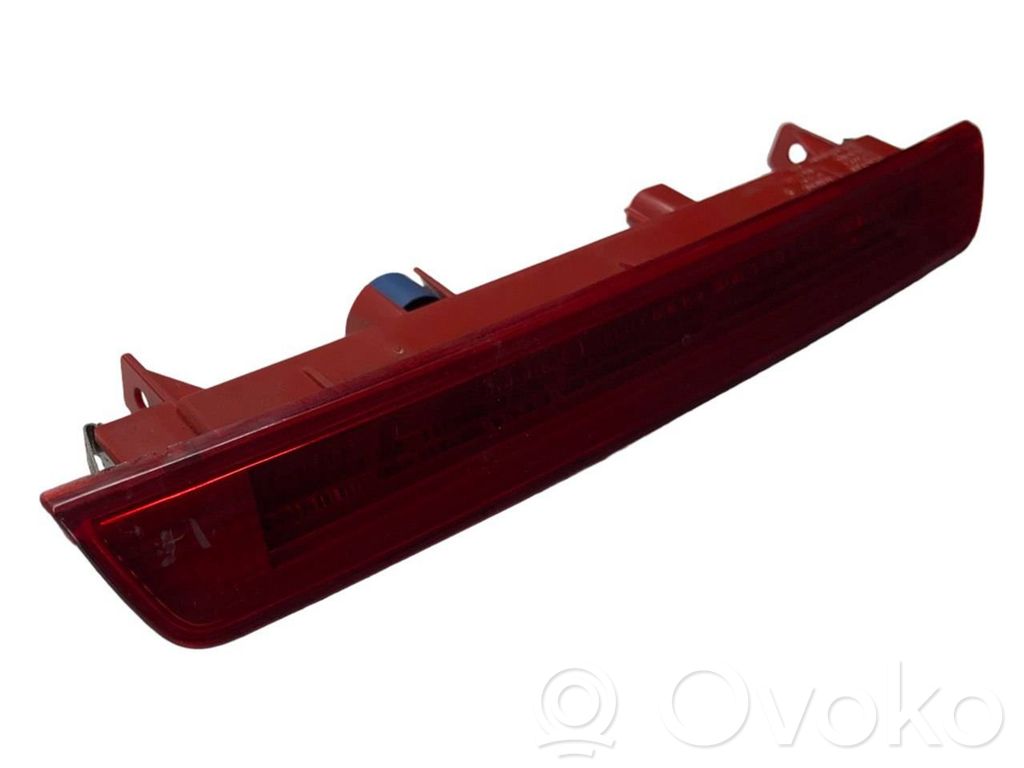 Renault Kadjar Third/center stoplight 