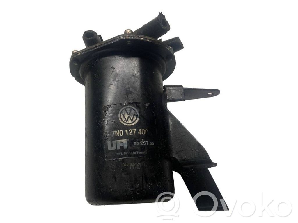 Volkswagen PASSAT B7 Obudowa filtra paliwa 
