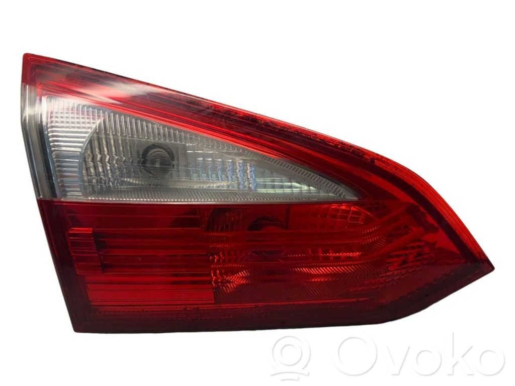 Ford Focus Takaluukun takavalot 
