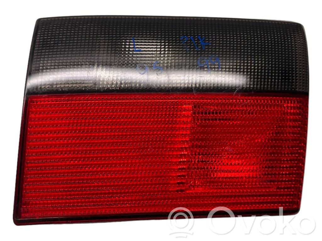 Saab 9-5 Aizmugurējais lukturis virsbūvē 