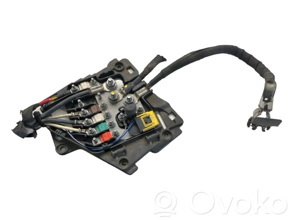 Citroen DS3 Battery relay fuse 