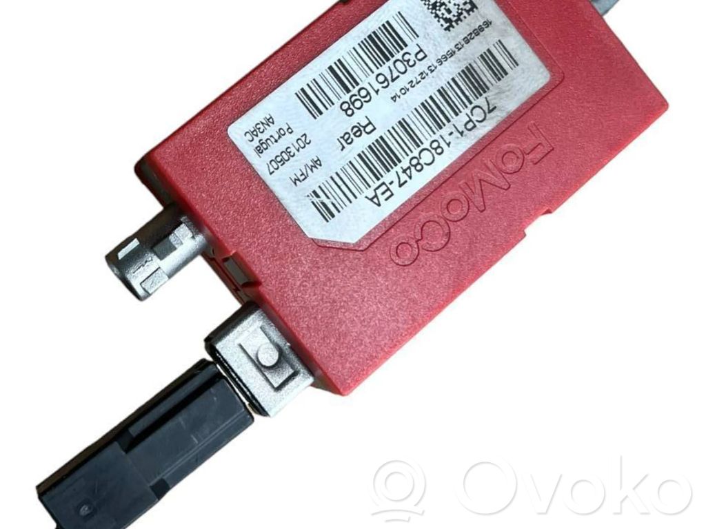Antenna control unit   7CP118C847EA,20130507,P30761698