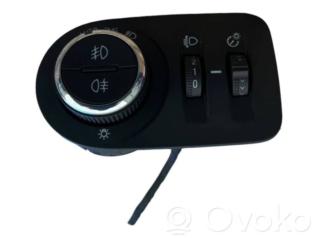 Opel Astra K Light switch 