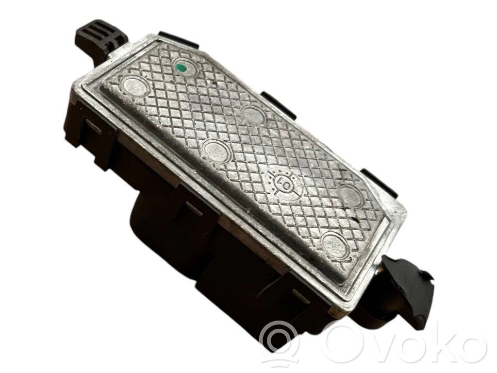 Volvo V40 Mazā radiatora ventilatora reostats 