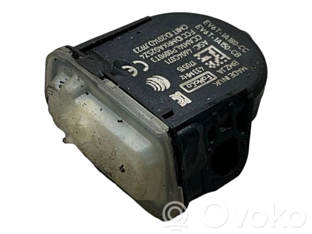 Ford Kuga II Tire pressure sensor 