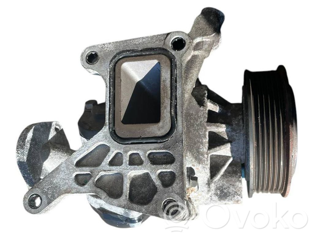 Opel Astra K Vesipumppu 