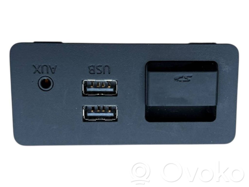 Mazda CX-5 II USB socket connector 