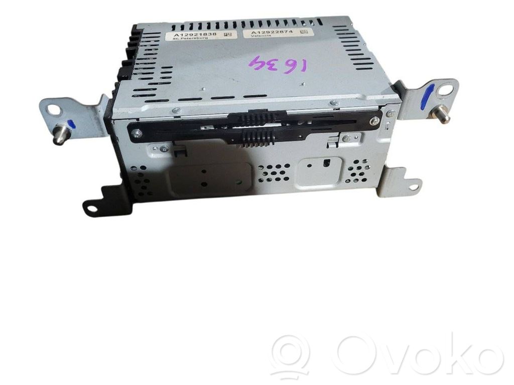 Ford Mondeo MK V Panel / Radioodtwarzacz CD/DVD/GPS 