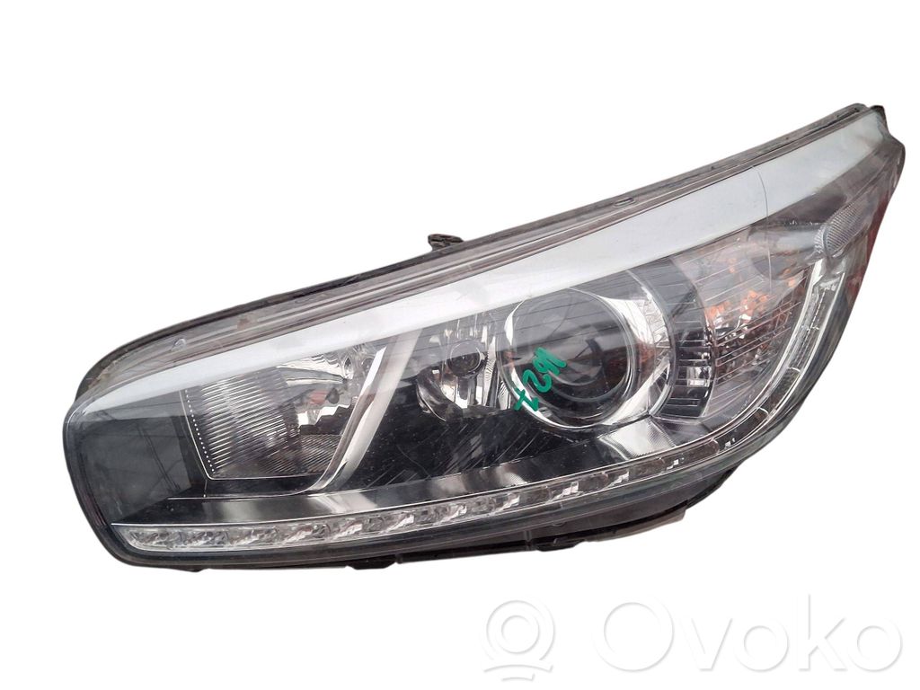 KIA Ceed Headlight/headlamp 