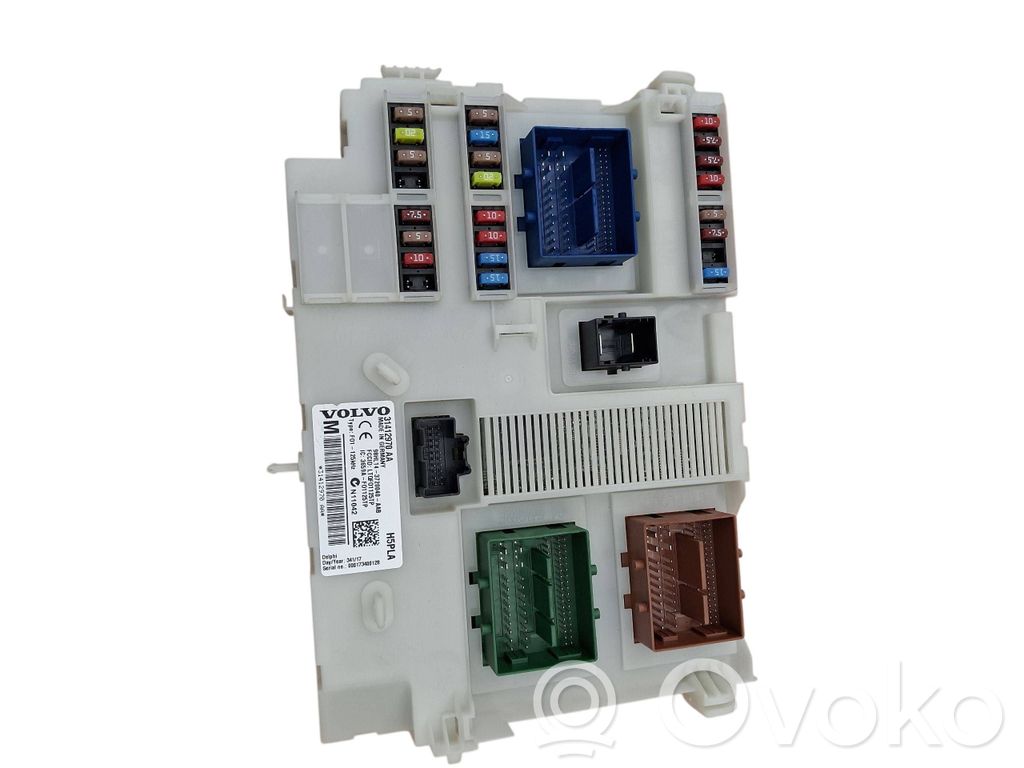 Volvo S60 Fuse module 