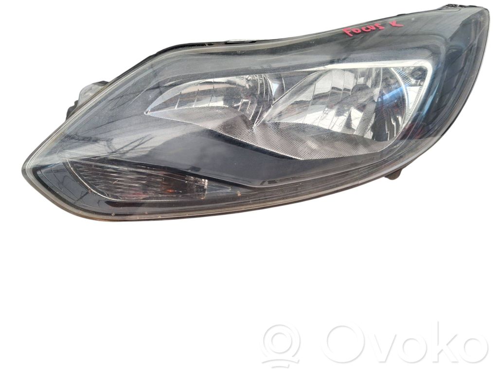Ford Focus Etu-/Ajovalo 