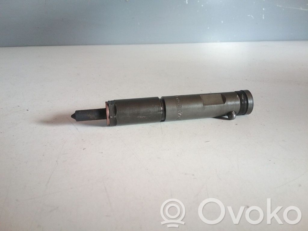 Inyector de combustible   90573867,0432193686