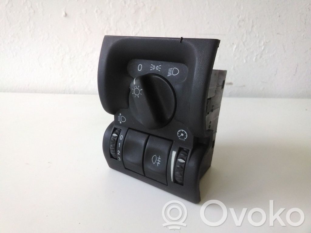 Opel Vectra B Light switch 