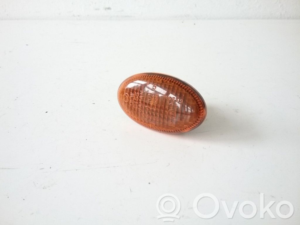 Subaru Legacy Front fender indicator light 