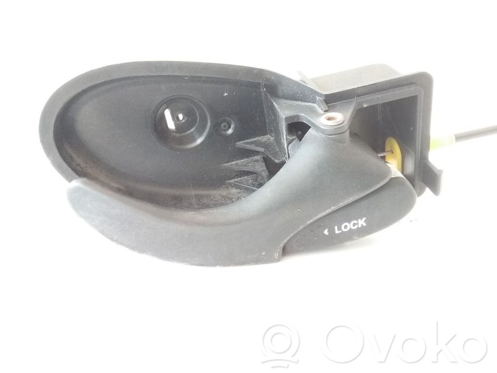 Ford Focus Manecilla interna puerta delantera 