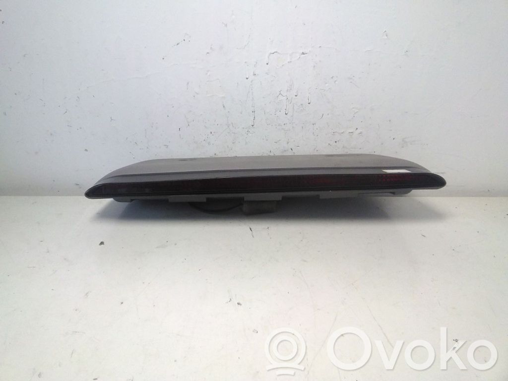Subaru Impreza II Third/center stoplight 