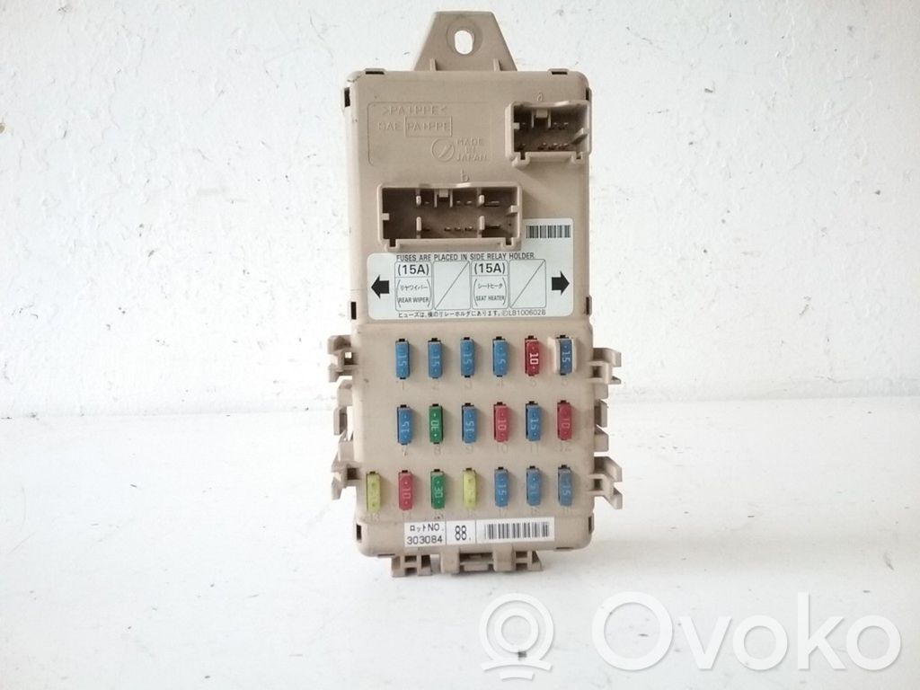 Subaru Forester SF Fuse module 