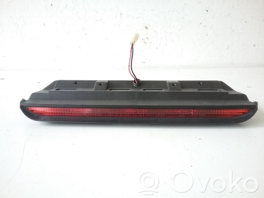 Subaru Legacy Third/center stoplight 