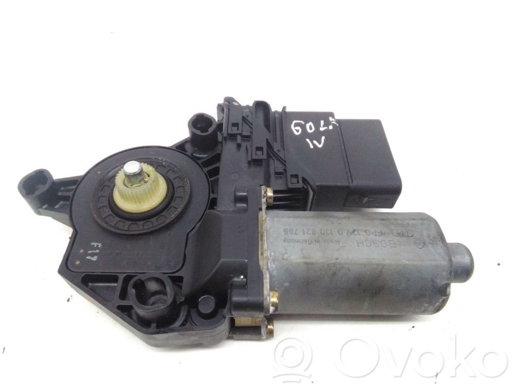 Volkswagen Golf IV Silnik regulatora szyby drzwi przednich 