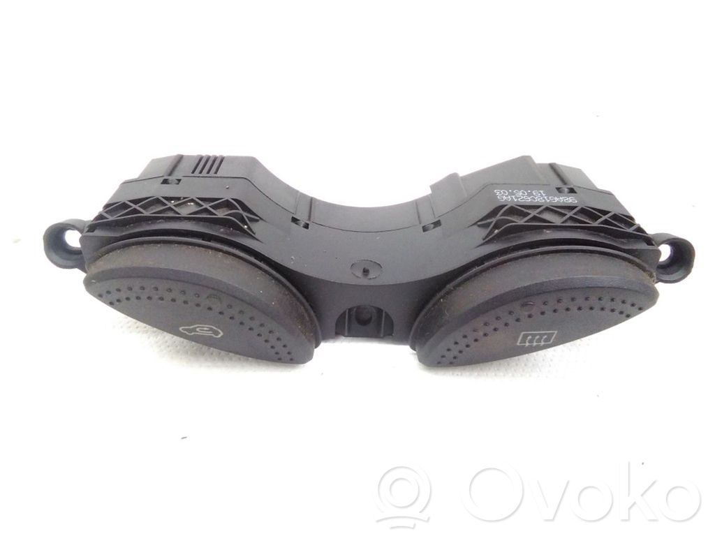 Ford Focus Windscreen/window heater switch 