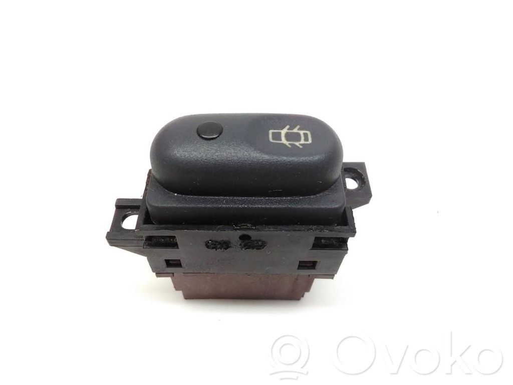 Renault Laguna I Central locking switch button 