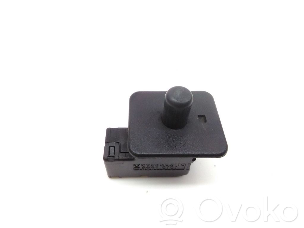 Mercedes-Benz E W210 Sensor de la puerta trasera 
