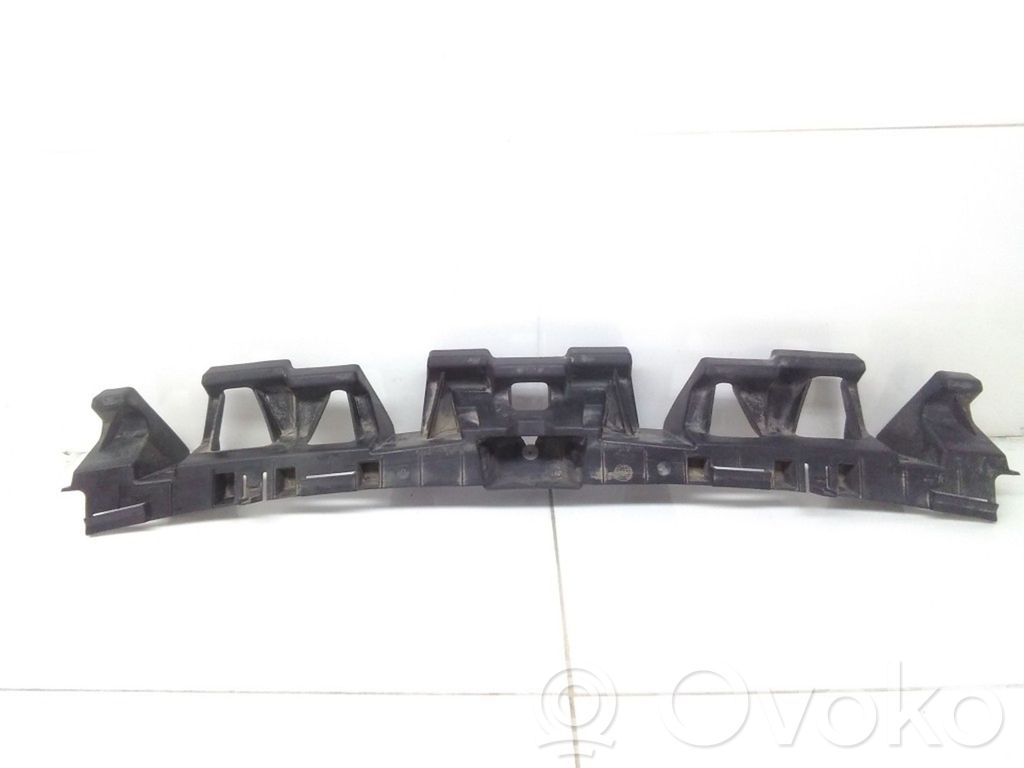 Renault Megane II Soporte de montaje del parachoques trasero 