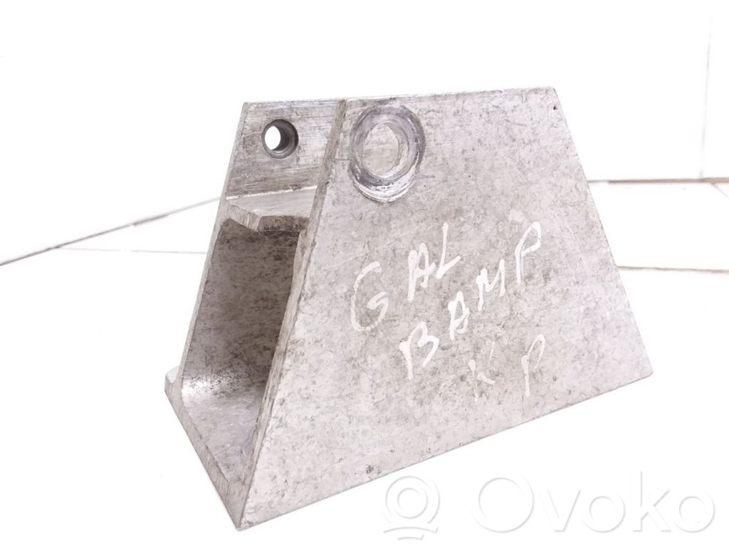 Rear bumper mounting bracket   8Z0807554