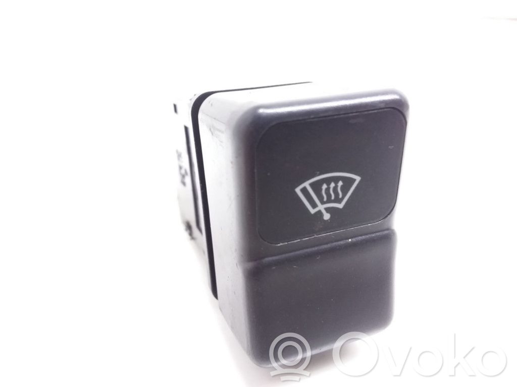 Windscreen/window heater switch   2218D