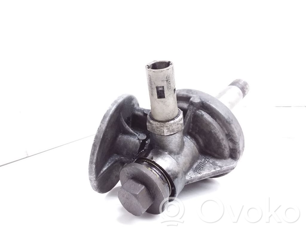 Renault Megane II Oil filter mounting bracket 