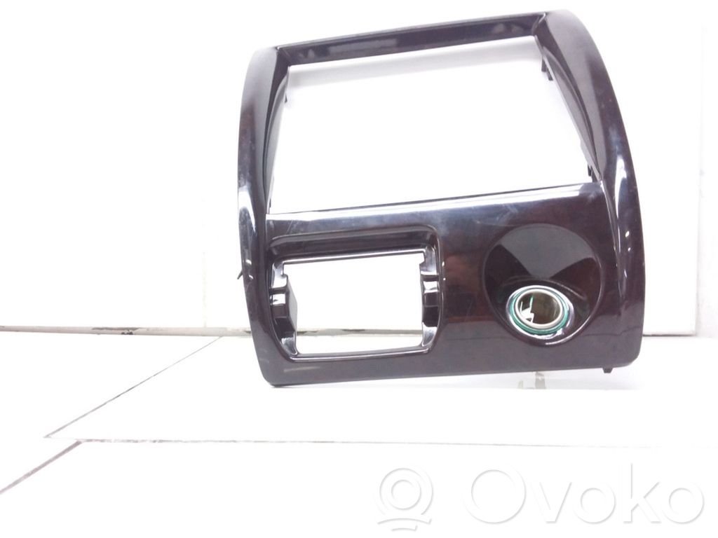Mazda 626 Verkleidung Kombiinstrument Cockpit 