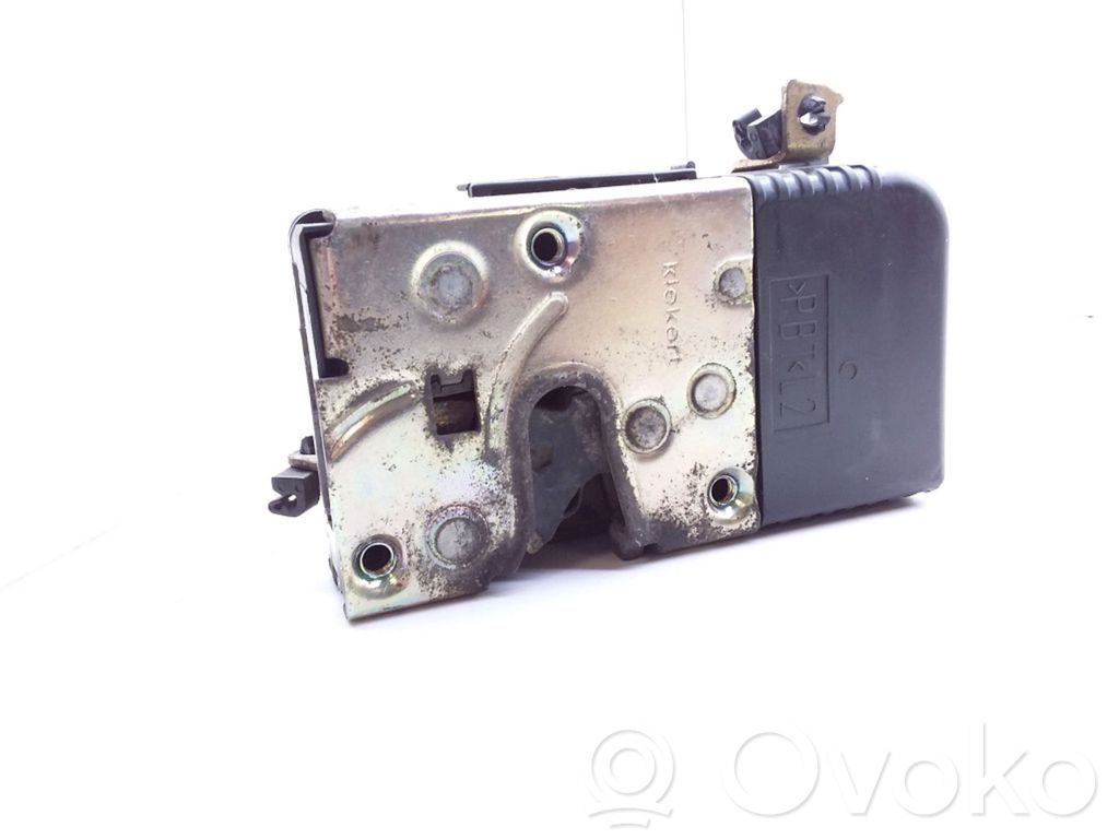 Peugeot 406 Front door lock 