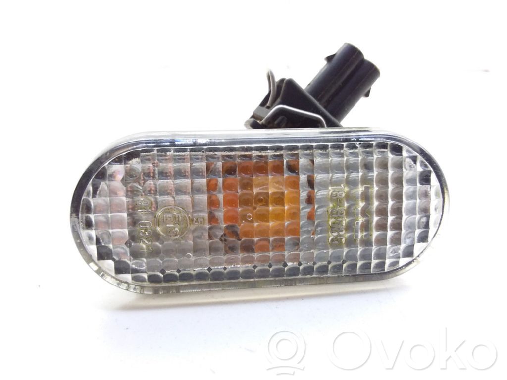 Ford Galaxy Front fender indicator light 